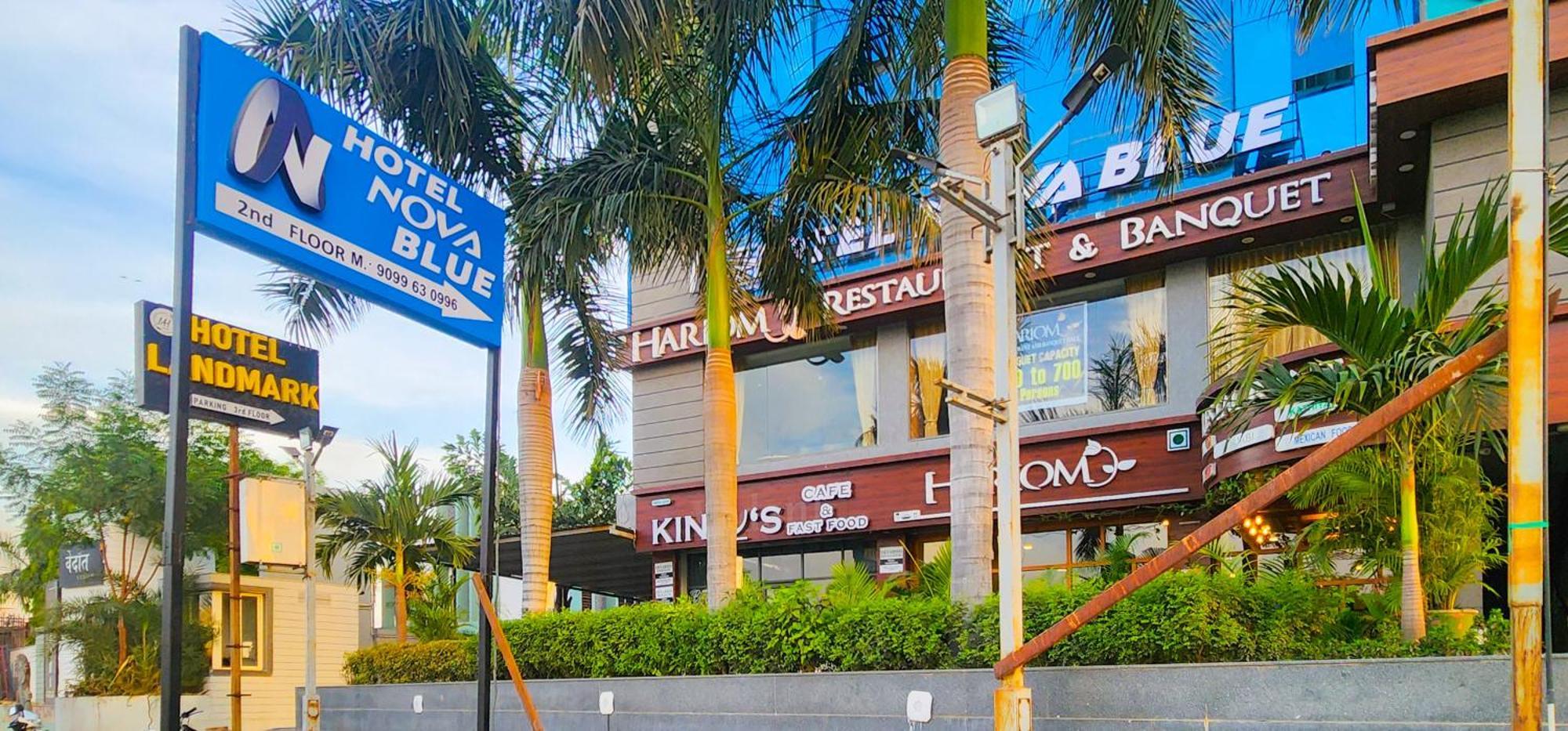 Hotel Nova Blue Ахмедабад Экстерьер фото