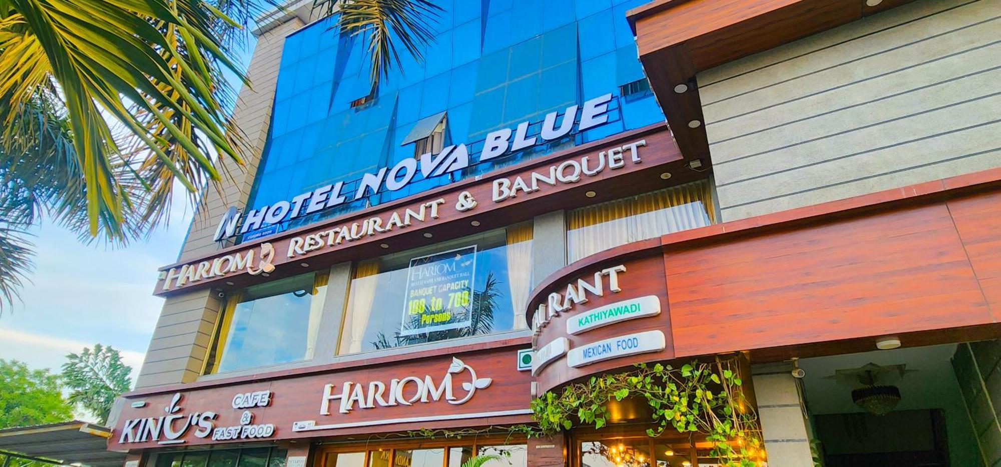 Hotel Nova Blue Ахмедабад Экстерьер фото
